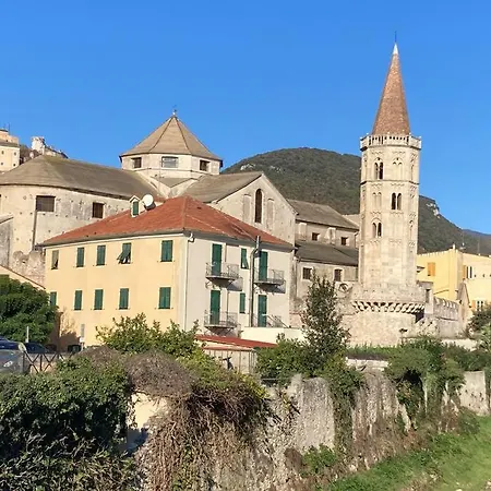 Casa Bianca A Finalborgo Apartamento