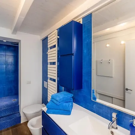 Casa Bianca A Finalborgo Διαμέρισμα